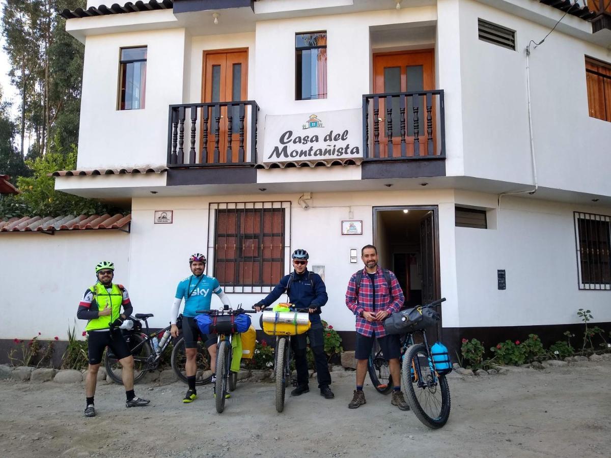 Hostal Casa Del Montanista Уарас Екстериор снимка