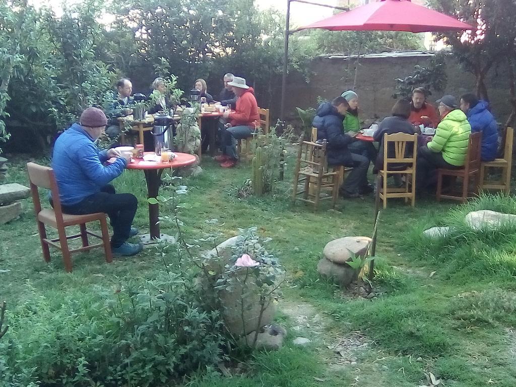 Hostal Casa Del Montanista Уарас Екстериор снимка