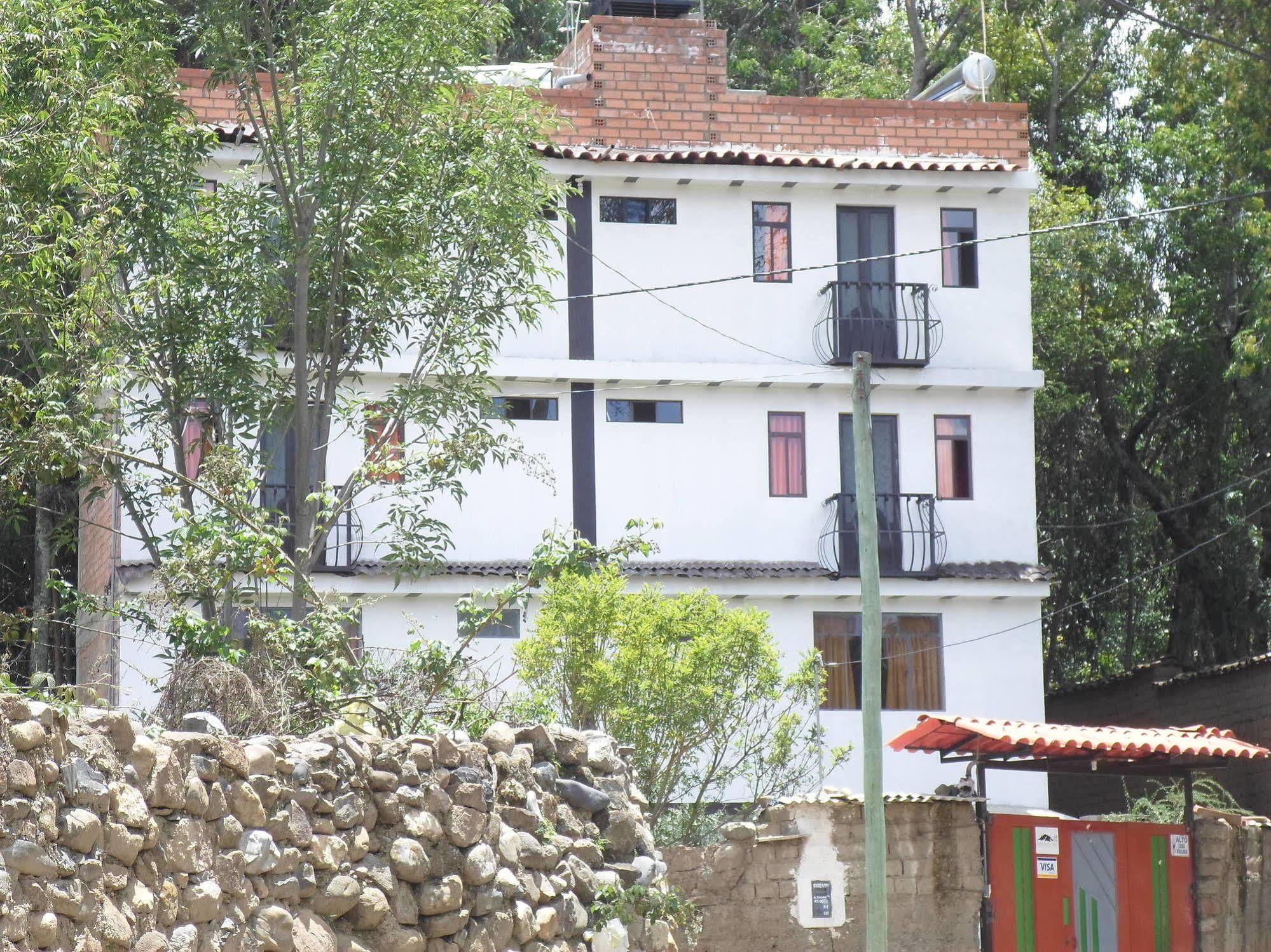 Hostal Casa Del Montanista Уарас Екстериор снимка