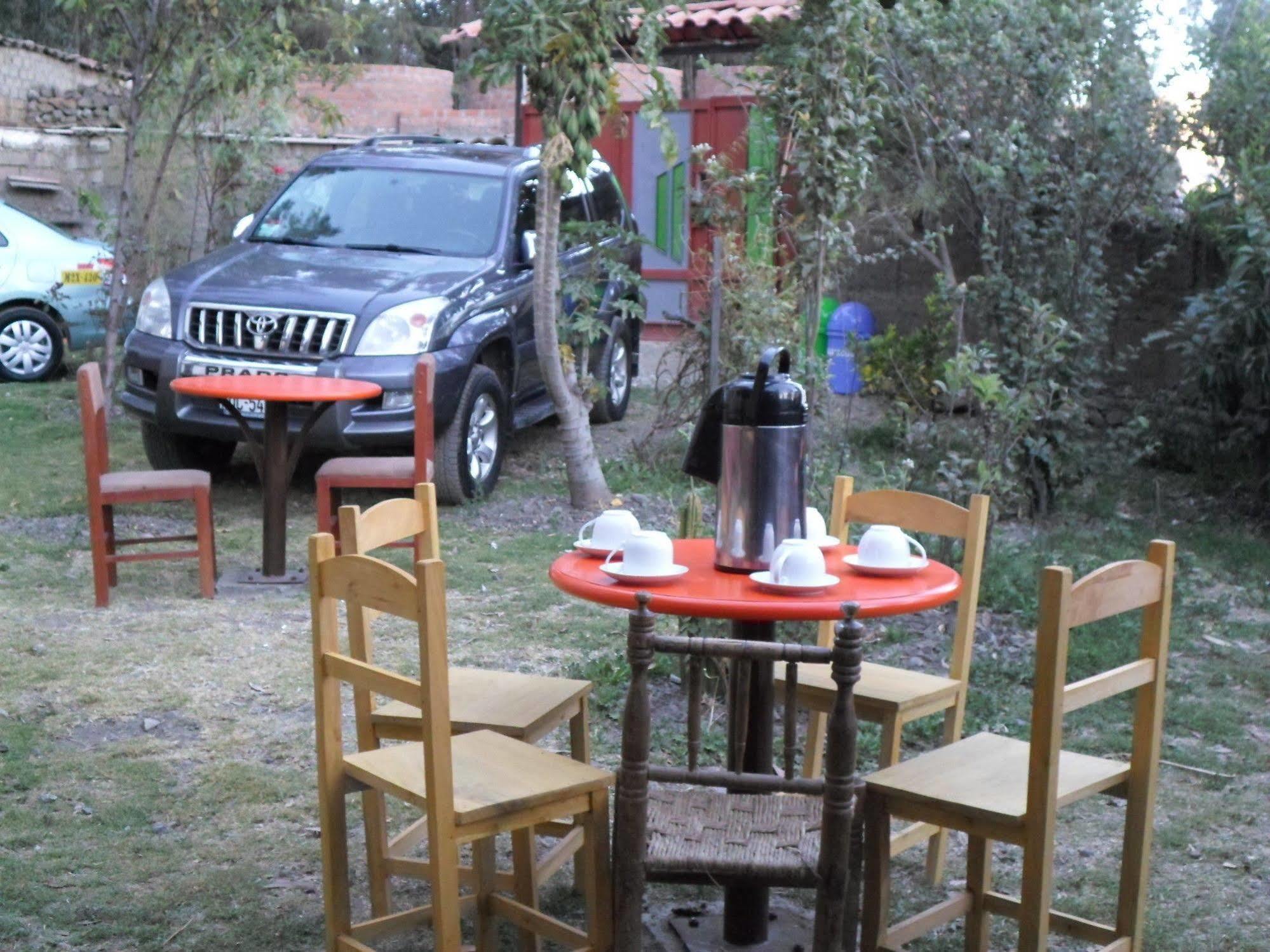 Hostal Casa Del Montanista Уарас Екстериор снимка